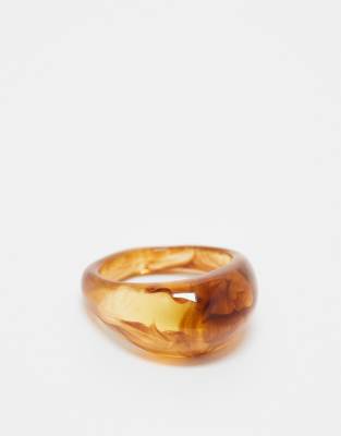 DesignB London - Anello spesso in resina marrone - view 1