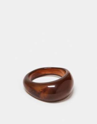 DesignB London - Bague chunky en résine - Marron foncé