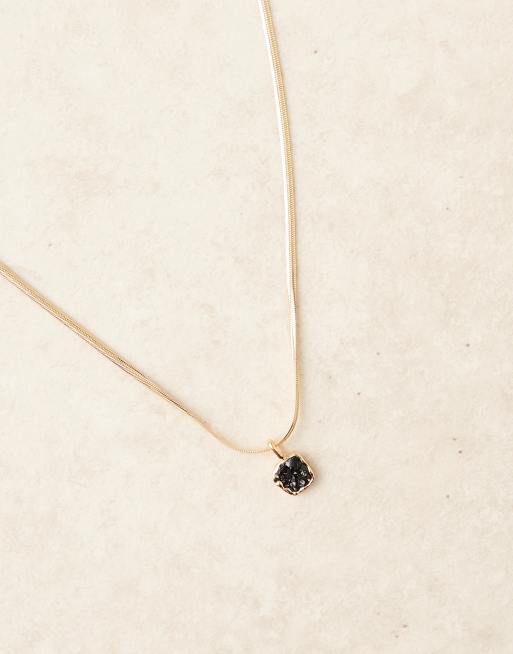 DesignB London black stone snake chain pendant necklace in gold, 2 of 3