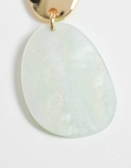 DesignB London - Boucles d'oreilles à pendant en résine - Menthe et doré, 4 de 4