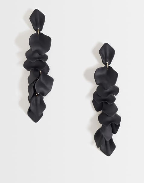 DesignB London boucles d'oreilles pendantes pétales noires - view 1