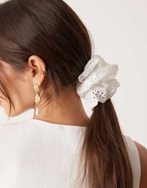 DesignB London broderie scrunchie in white - view 1