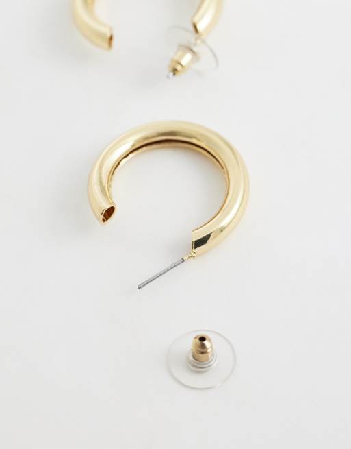 DesignB London - Buisvormige oorringen in goud, 4 van 4