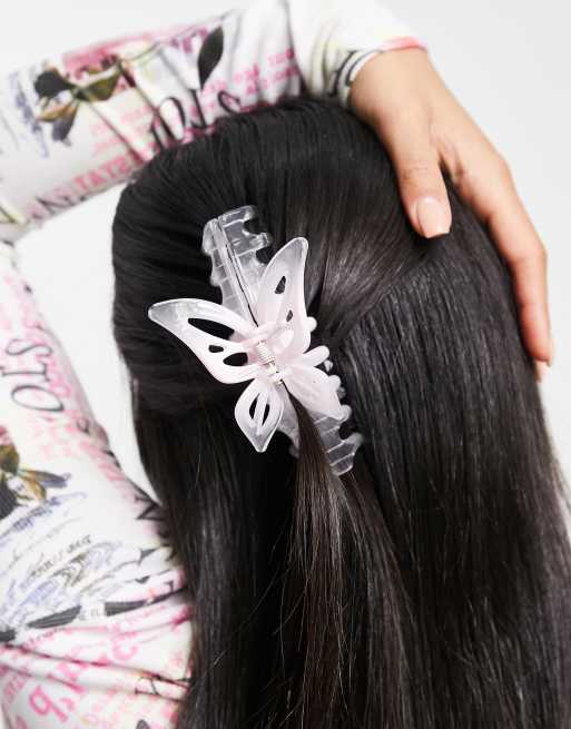 DesignB London butterfly design hair claw in pale pink ASOS
