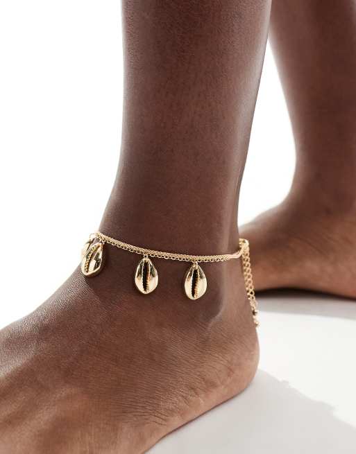 DesignB London - Cavigliera color oro con charm a forma di conchiglie