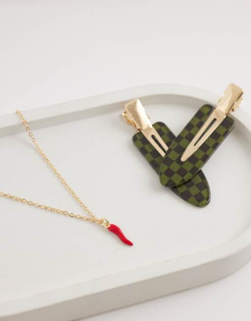 DesignB London chili pendant necklace in gold, 2 of 4