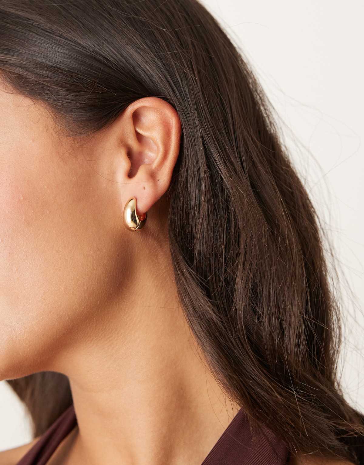 DesignB London chubby hoop earrings in gold