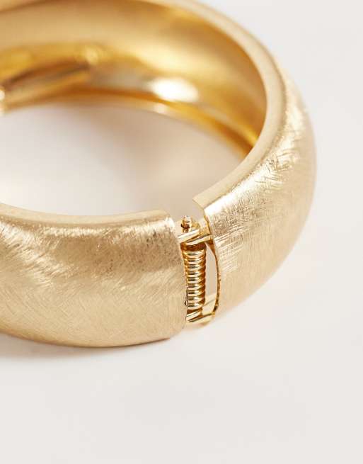 DesignB London chunky bangle in brushed gold, 2 of 3