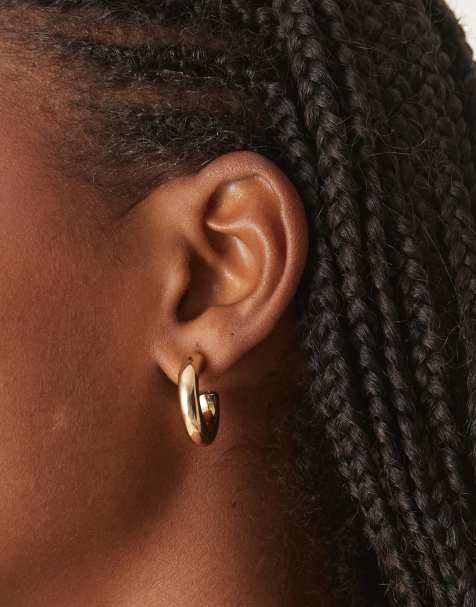 DesignB London chunky medium hoop earrings in gold - view 1