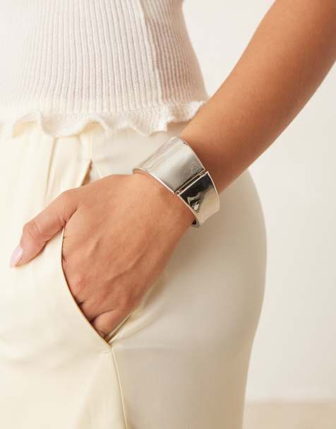 DesignB London chunky metal bangle bracelet in silver tone - view 1