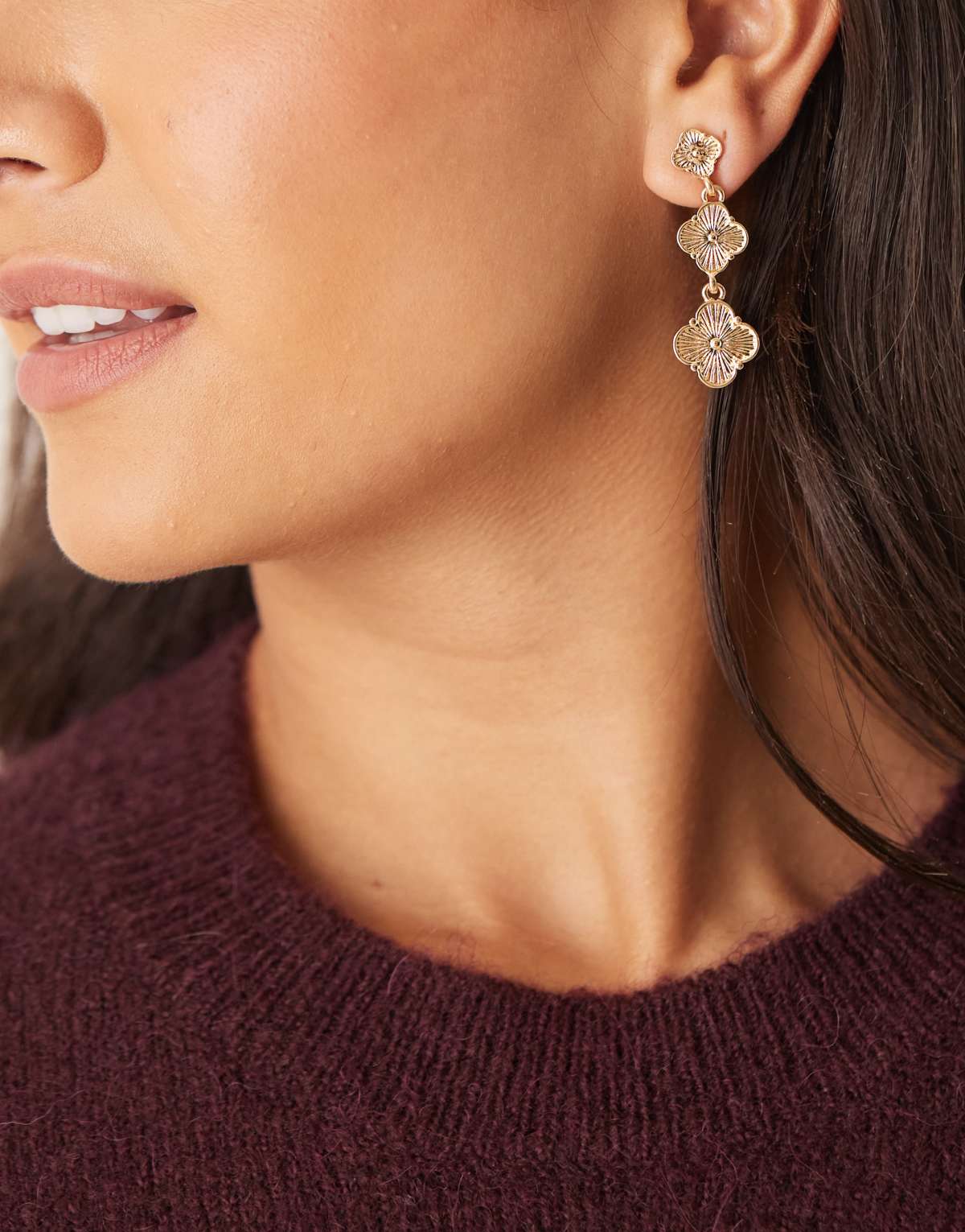 DesignB London clover drop earrings in gold