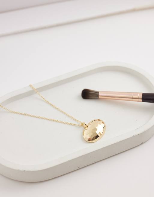 DesignB London - Collana dorata con pendente martellato, 2 di 4