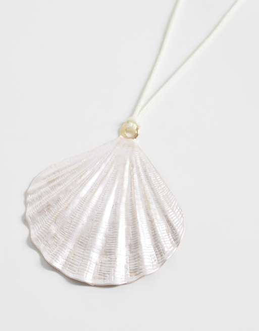 DesignB London - Collar blanco de cordón con concha perlada, 4 de 4