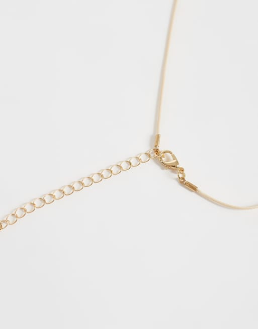 DesignB London collier à cordon avec pendentif serpent martelé doré, 2 de 3