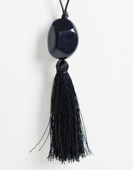 DesignB London - Collier avec cordon et pendentif en résine à pampille - Noir, 4 de 4