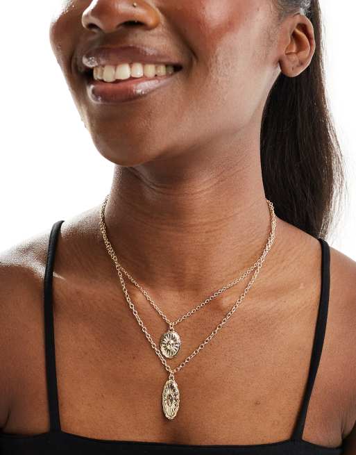 DesignB London - Collier multirang style bohème à pendentif pièce de monnaie - Doré 