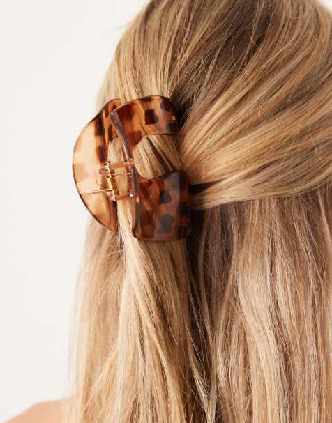 DesignB London curved hair claw clip in brown animal print - view 1