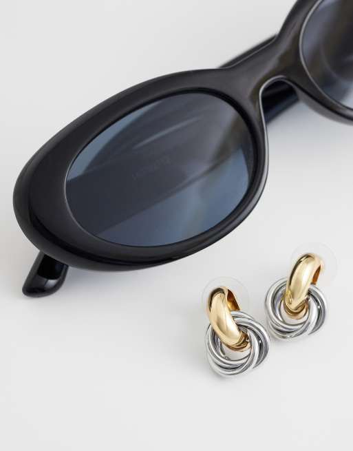 DesignB London door knocker earrings in mixed metal, 2 of 4
