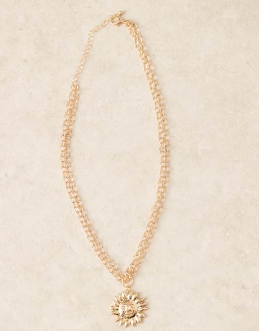 DesignB London double chain necklace with sun pendant in gold, 2 of 3
