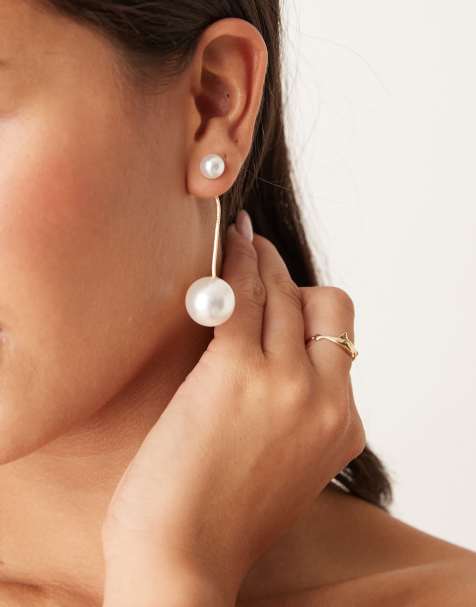 DesignB London double pearl stud earrings in gold - view 1