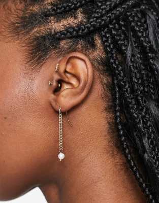 DesignB London drop chain and pearl earrings in gold