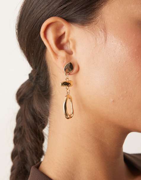 DesignB London – Długie abstrakcyjne kolczyki z efektem stopienia w odcieniu złota - view 1