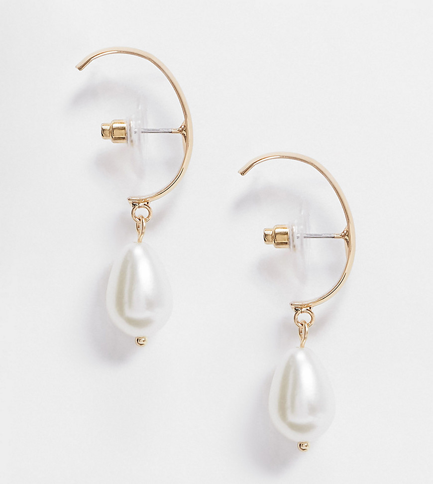 DesignB London Exclusive earrings ear cuff pair with pearl drop-Gold