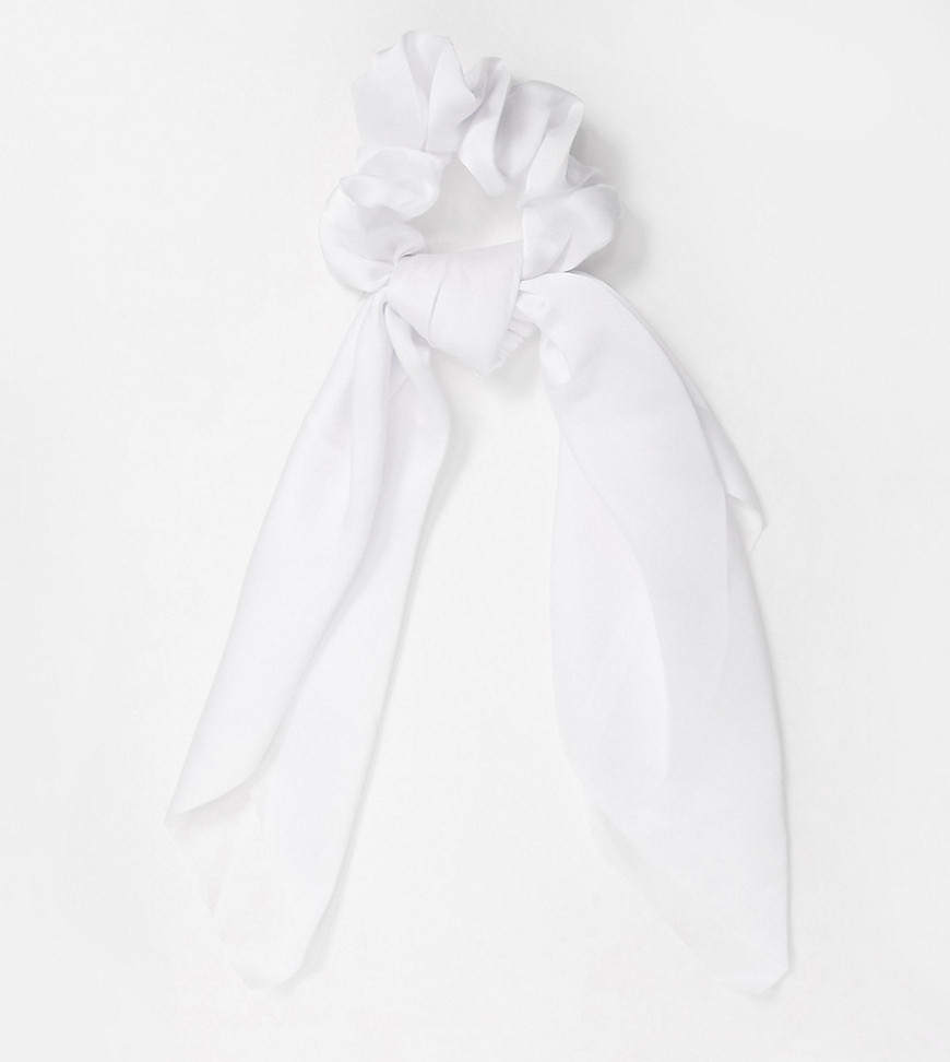 Designb London Exclusive Oversized Bow In White