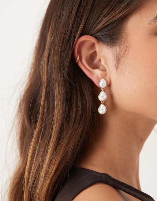 DesignB London faux pearl drop earrings in gold tone, 3 of 3