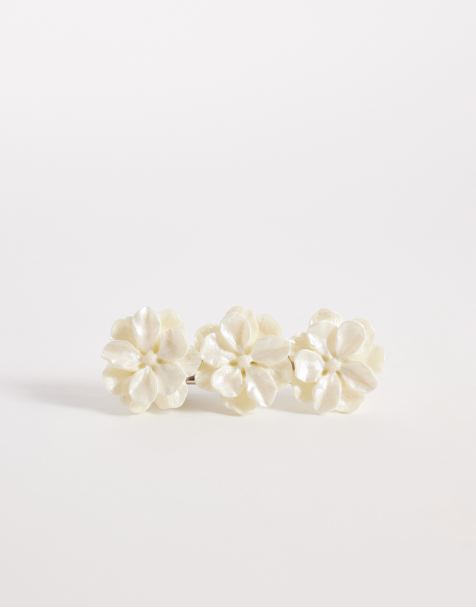 DesignB London - Fermaglio per capelli bianco con fiori di perle - view 1