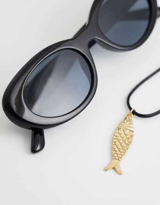 DesignB London fish pendant necklace in gold, 2 of 4