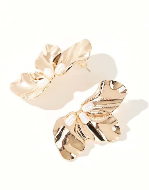 DesignB London flower stud earrings with pearl detail in gold , 2 of 4