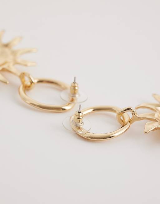 DesignB London – Gehämmerte Statement-Ohrringe in Goldoptik mit Sonnenanhänger, 3 von 4