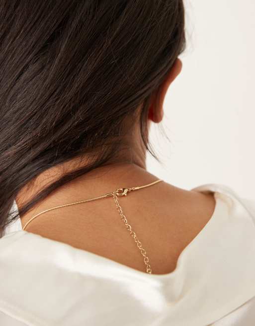 DesignB London – Goldfarbene Halskette mit Anhänger in geschmolzenem Design, 3 von 3