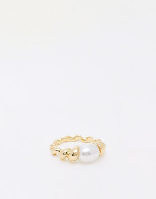 DesignB London – Goldfarbener Ring Mit Kunstperle | ASOS