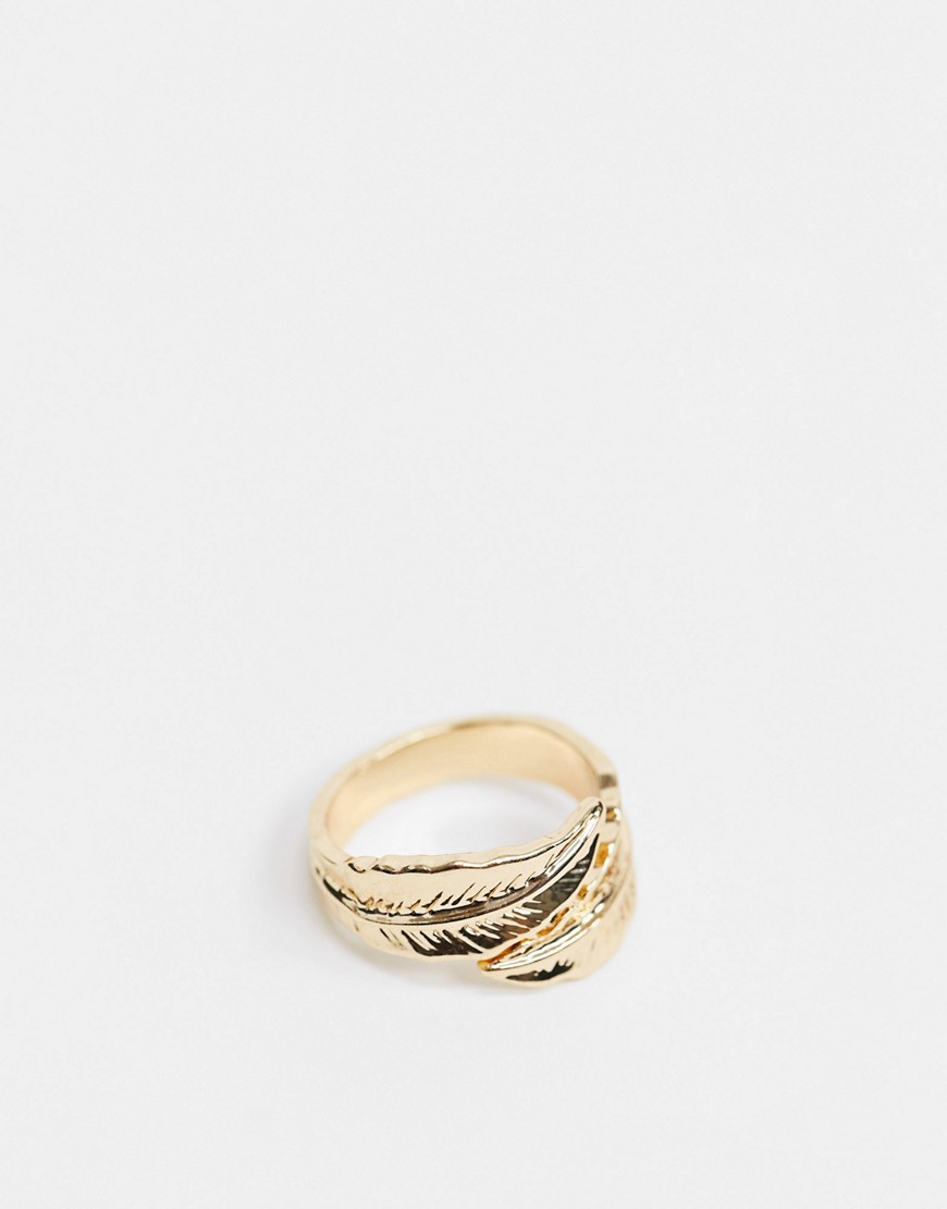 DesignB London – Guldfärgad ring med löv