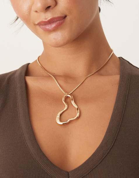 DesignB London – Guldfärgat halsband med ojämnt, smält hänge - view 1