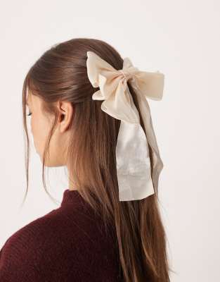 DesignB London - Haarschleife in Cremeweiß