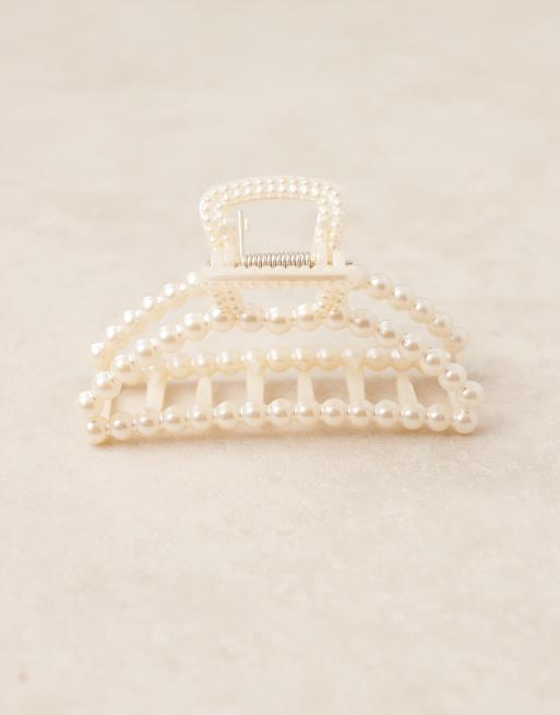 DesignB London hair claw in faux pearl, 2 of 3