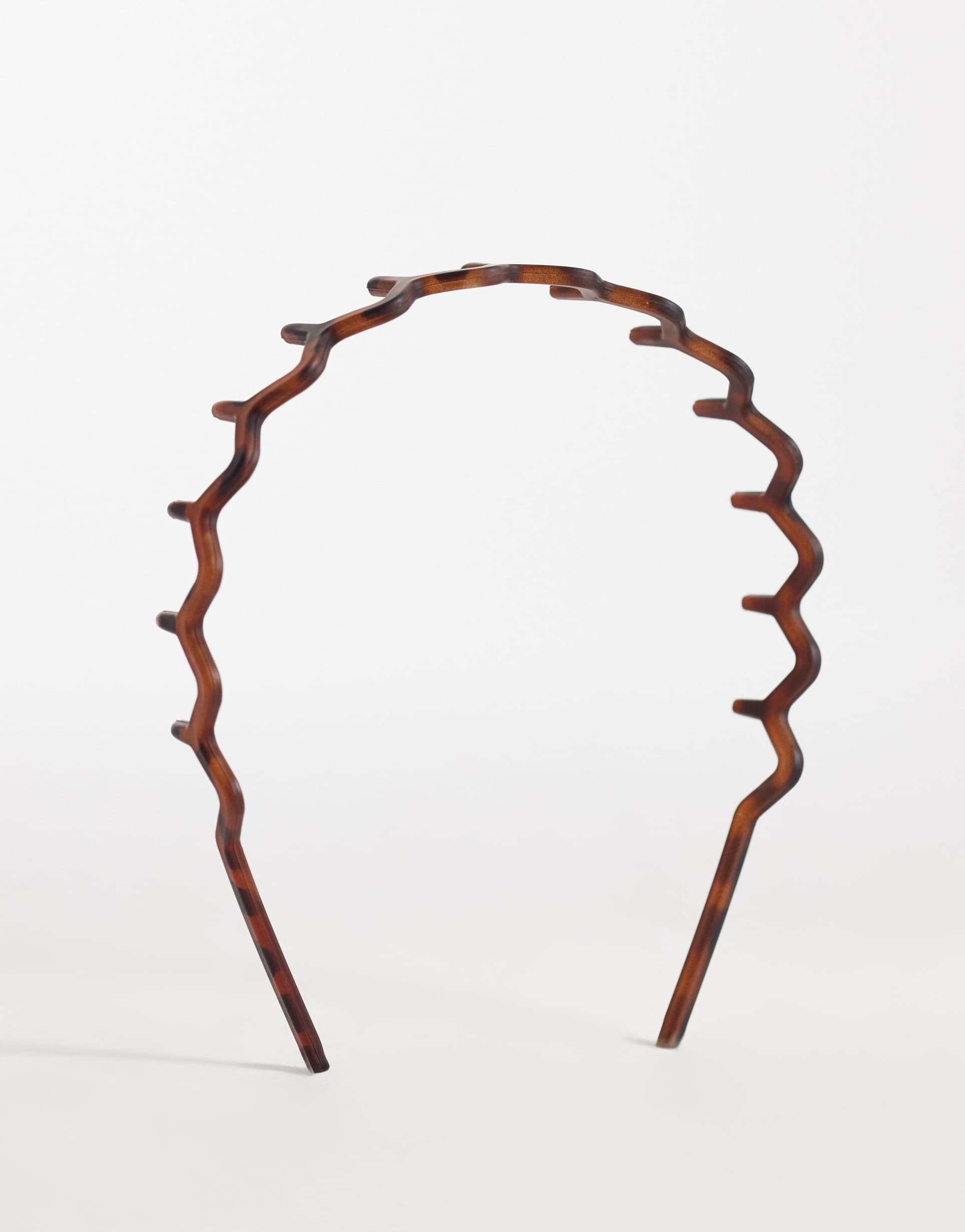 designb london hairband in matte tortoise