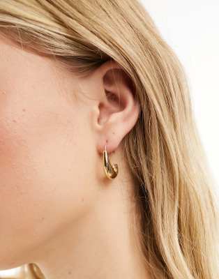 DesignB London Half Hoop Curved Earrings In Gold | ASOS