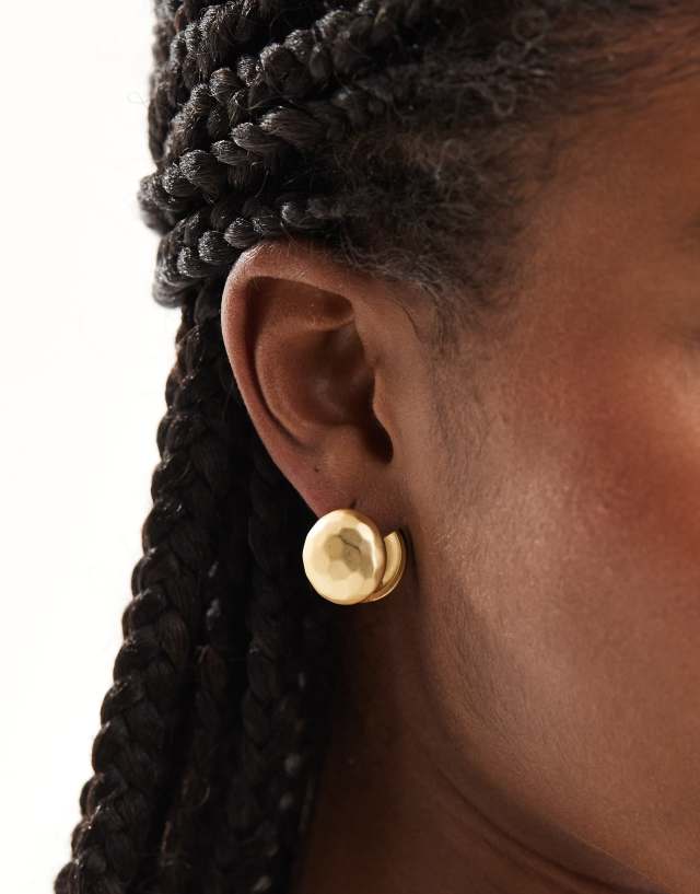 DesignB London - hammered circular stud earrings in gold