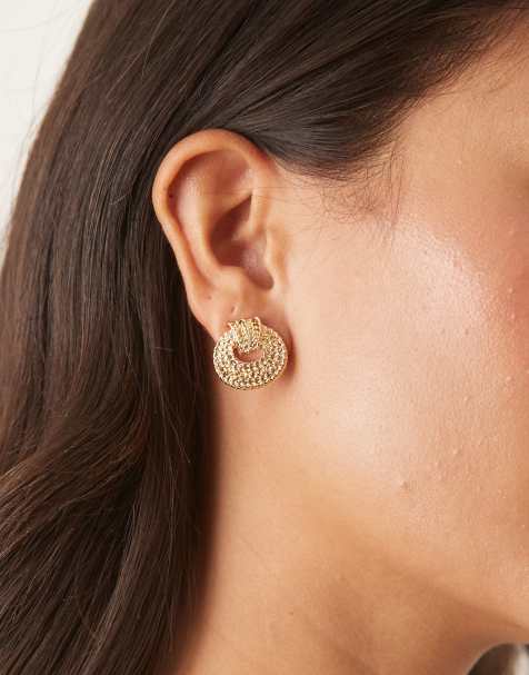 DesignB London hammered doorknocker stud earrings in gold - view 1