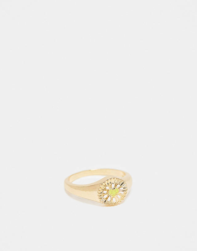 DesignB London - happy daisy signet ring in gold