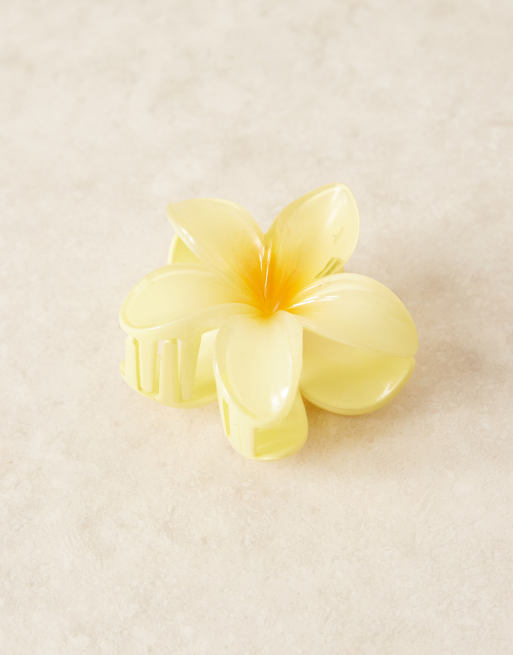 DesignB London hawaiian flower hair clip  in yellow, 2 of 3