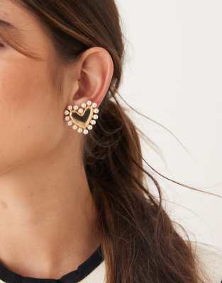 DesignB London - Herzförmige Statement-Ohrstecker in Gold mit Perlenbesatz-Goldfarben