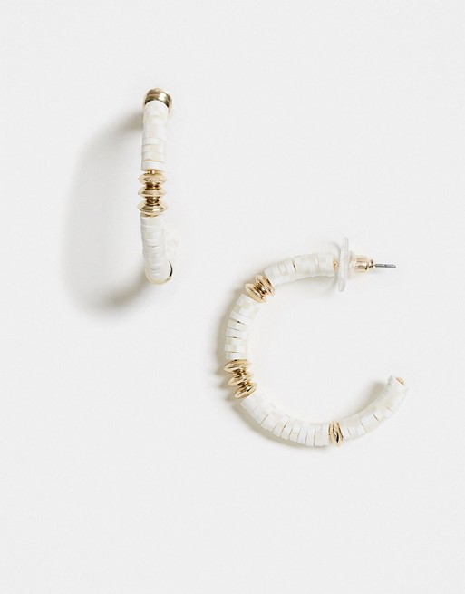 DesignB London hoop earrings in cream and gold bead