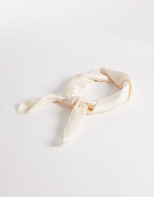 DesignB London - Hüfttuch in Ecru-Cremeweiß