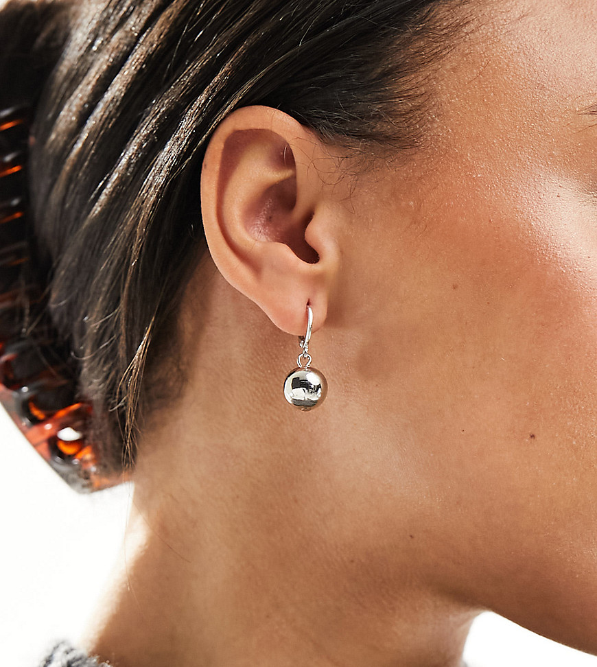 DesignB London huggie hoop earrings with ball charm in silver