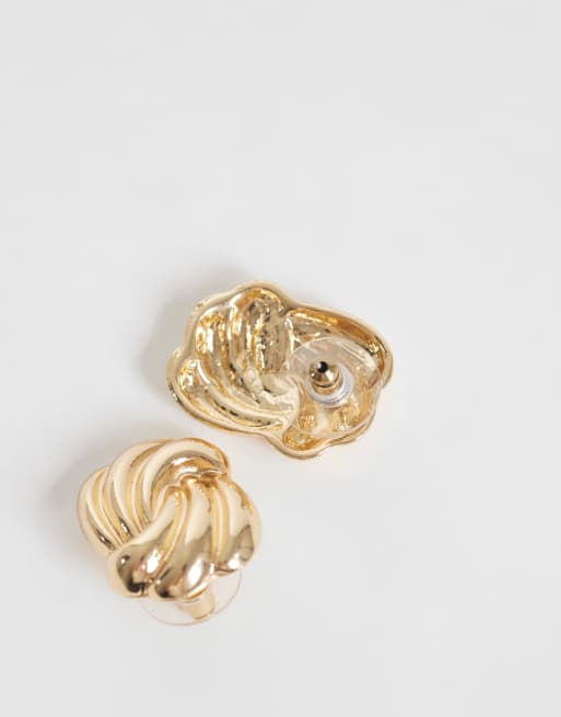 DesignB London intertwined stud earrings in gold, 3 of 4